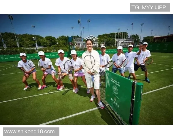 李娜畅谈英雄联盟职业生涯的荣耀与挑战之路