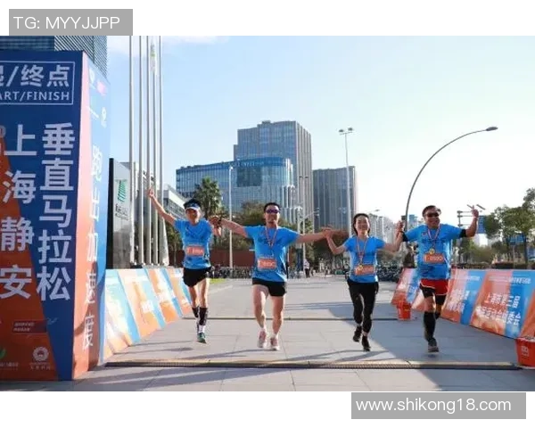 深圳攀岩队在团队协作排名中创下新高展现团结与实力